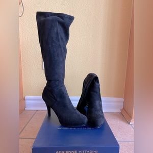 Black heel micro suede stretch boots